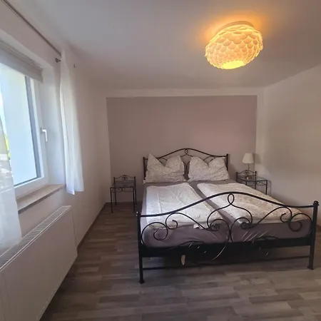 Weinberg 1 - 8 Personen *