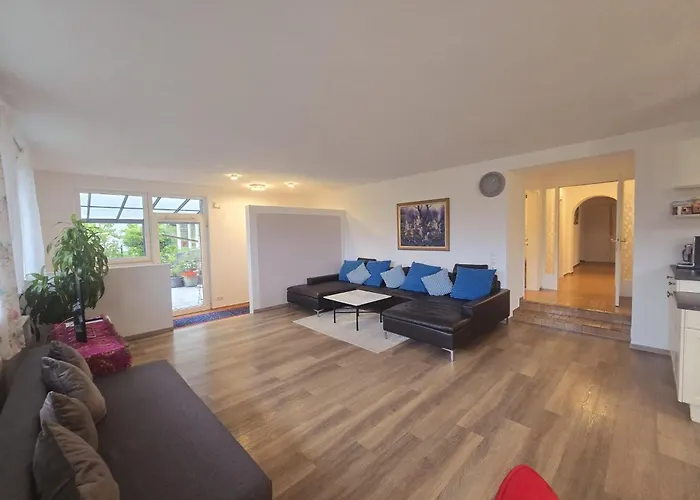 Weinberg 1 - 8 Personen *