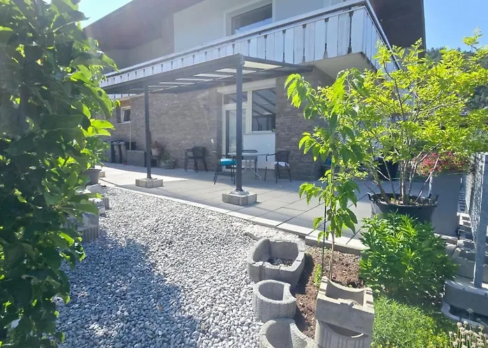 Weinberg 1 - 8 Personen *