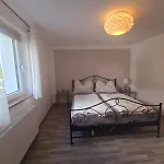 Weinberg 1 - 8 Personen *