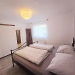 Weinberg 1 - 8 Personen Imst
