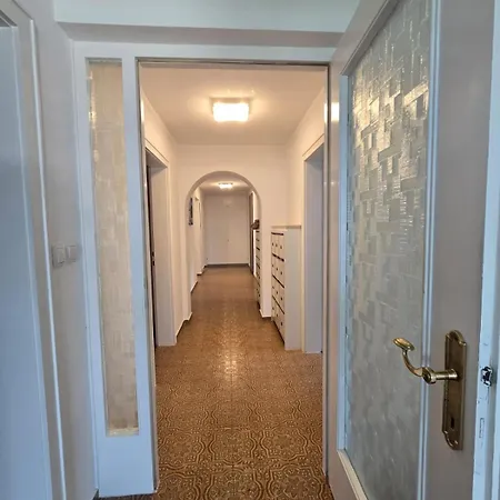 Weinberg 1 - 8 Personen Imst
