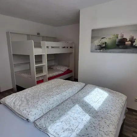 Weinberg 1 - 8 Personen * Imst